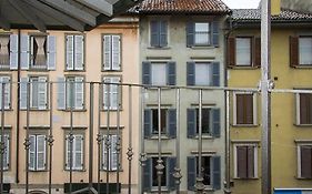Suite Center Piazza Pontida